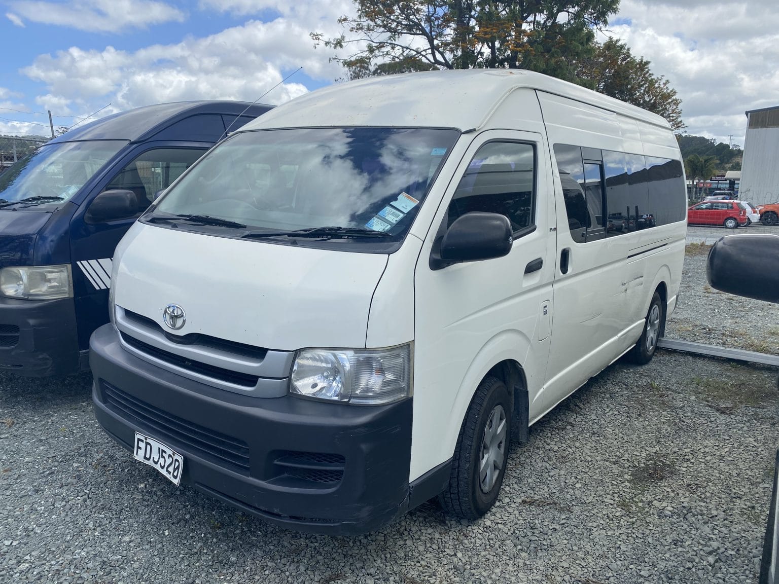 Toyota Hiace 12 Seater Mini Bus Flexi Auto Rentals Whangarei